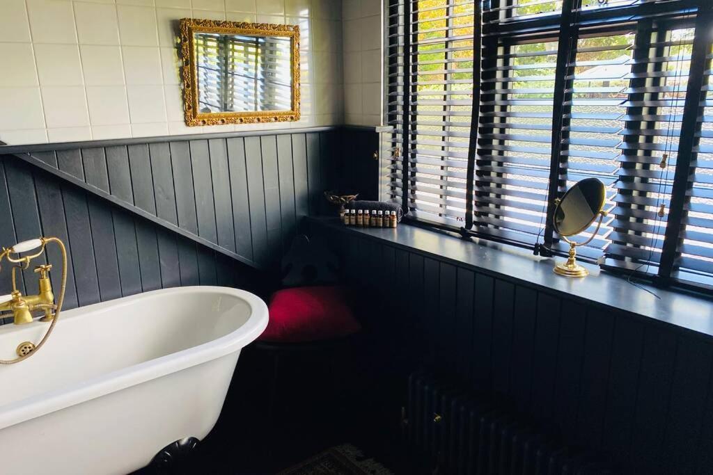 Martin Mill17Th Century Boutique Getaway In The Countrysideアパートメント エクステリア 写真